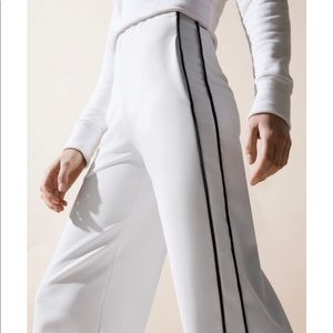 Carbon 38 White Wide Legged Trousers